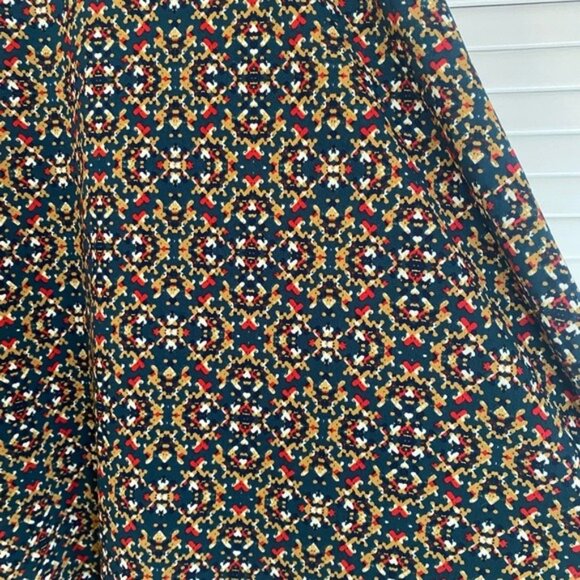 LulaRoe Azure Swing Skirt Geometric Print With Stretch Waist Size L - Picture 6 of 6